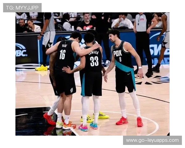 开拓者惜败热火：阿夫迪亚33+11+8，约维奇29分，nba阿夫迪亚